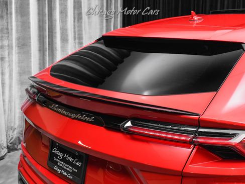 Used 2021 Lamborghini Urus AWD/4WD image 43