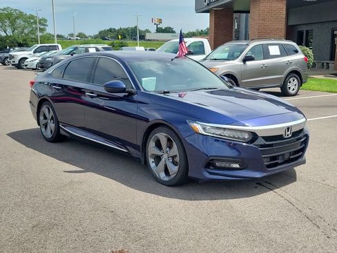 Used 2019 Honda Accord Touring image 7