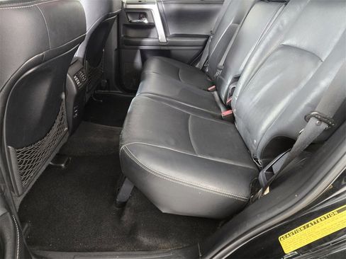 Used 2015 Toyota 4Runner SR5 image 17