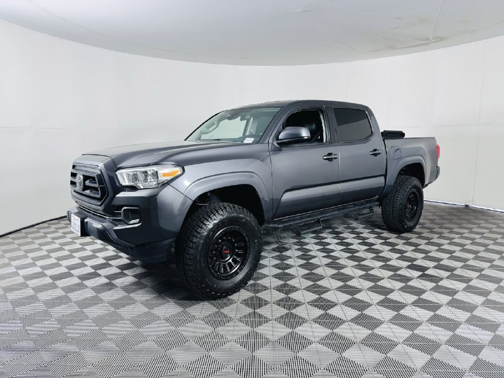 Used 2022 Toyota Tacoma SR w/ SR Convenience Package RWD image 4