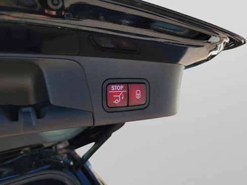 New 2026 Mercedes-Benz GLB 35 AMG 4MATIC image 5