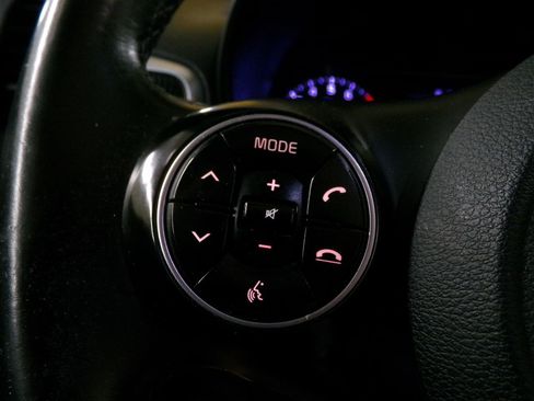 Used 2020 Kia Soul GT-Line w/ GT 2.0L Power Sunroof Package FWD image 21
