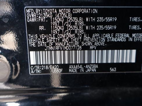 Used 2021 Toyota RAV4 Limited w/ Limited Grade Weather Package image 33