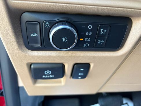 Used 2022 Ford F150 Lariat w/ Equipment Group 502A High AWD/4WD image 29