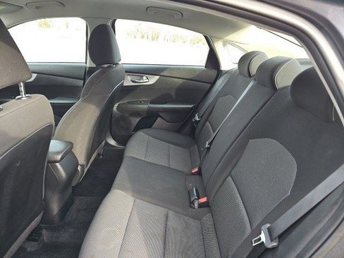 Used 2023 Kia Forte LXS image 18