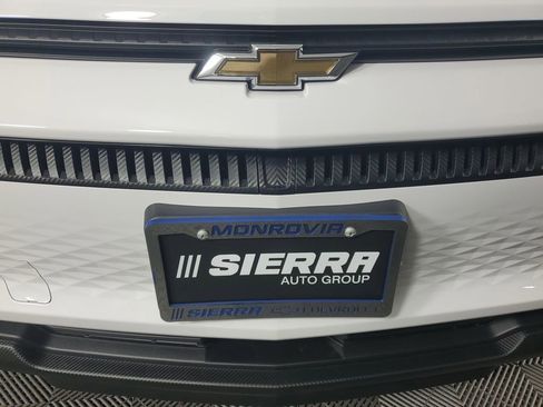 New 2026 Chevrolet Equinox EV LT image 10