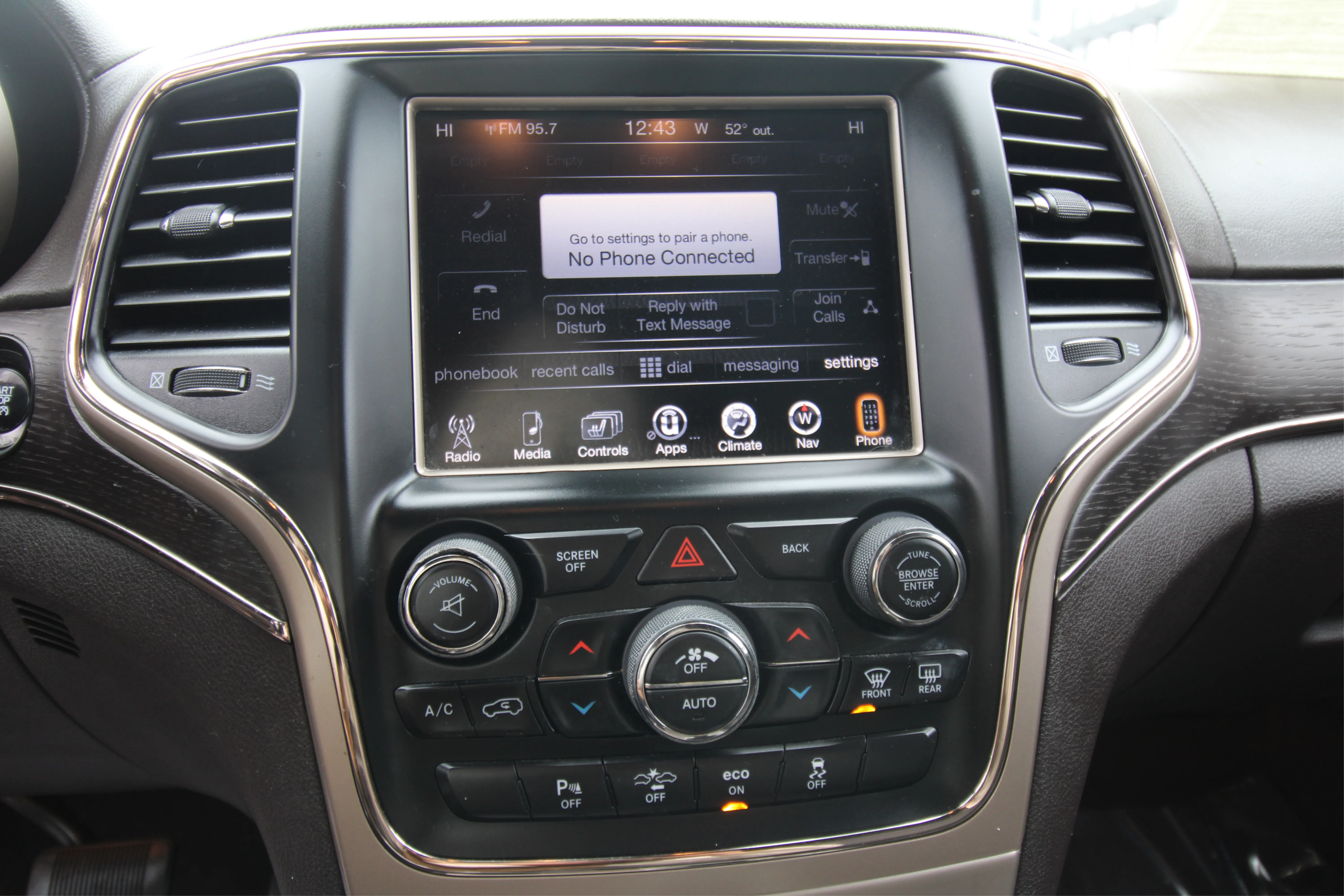 Used 2014 Jeep Grand Cherokee Summit AWD/4WD image 36