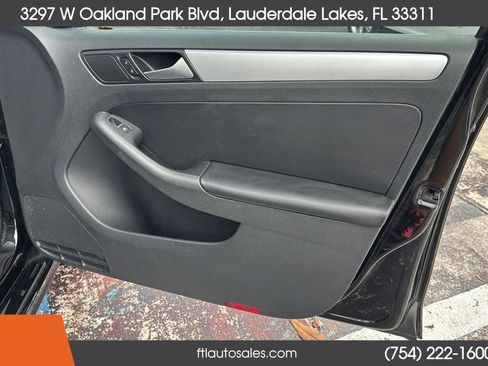 Used 2014 Volkswagen Jetta SE image 39