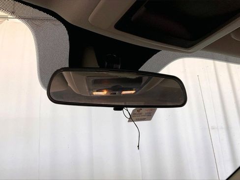 Used 2017 RAM 1500 Classic SLT image 17