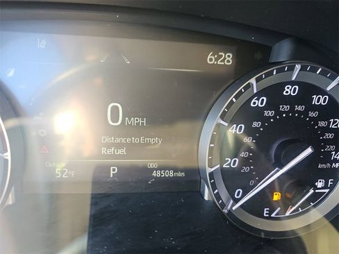 Used 2022 Toyota Highlander XLE image 19