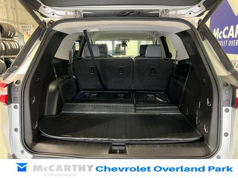 Used 2020 Chevrolet Traverse LT w/ LT Premium Package AWD/4WD image 30