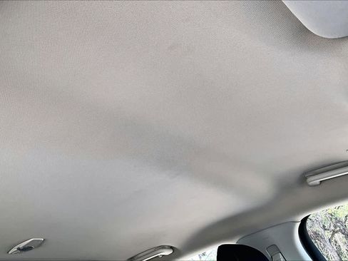 Used 2022 Ford Edge SE w/ Black Appearance Package image 13