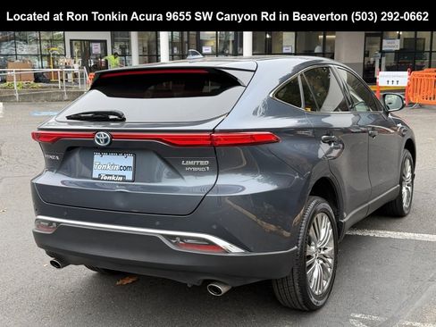 Used 2021 Toyota Venza Limited image 8