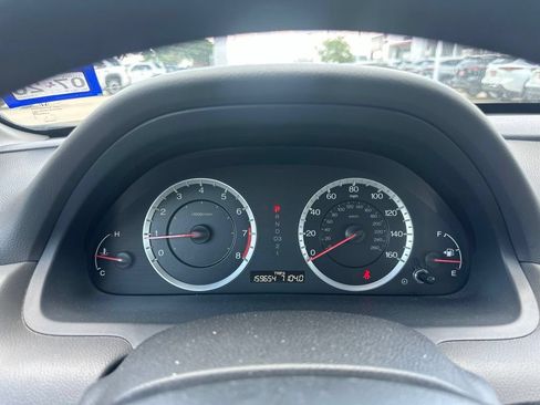 Used 2010 Honda Accord LX image 3