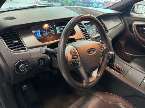 Used 2017 Ford Taurus SEL w/ Equipment Group 201A image 18