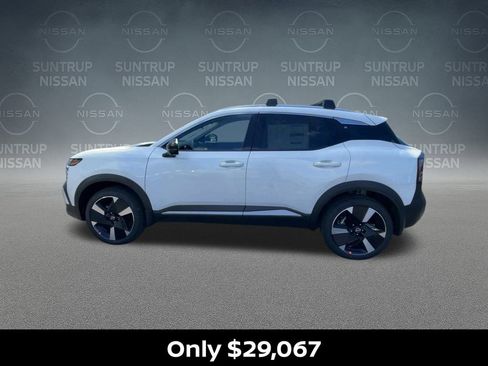 New 2026 Nissan Kicks SR w/ Cold Weather Package AWD/4WD image 6
