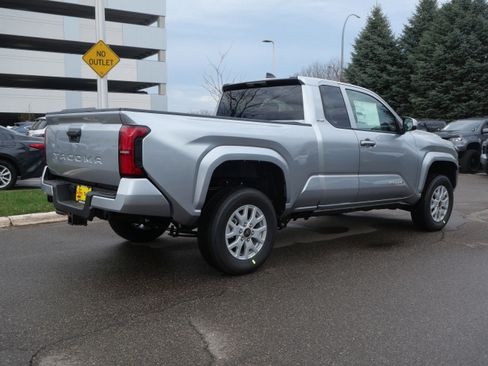 New 2026 Toyota Tacoma SR5 RWD image 2
