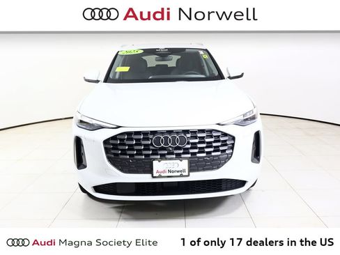 Certified 2025 Audi Q5 Premium w/ Premium Plus AWD/4WD image 11