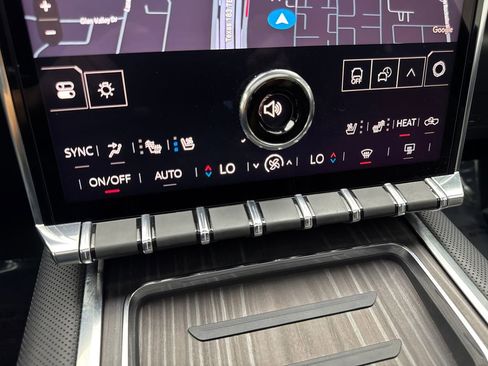Used 2024 GMC Sierra EV Denali AWD/4WD image 71