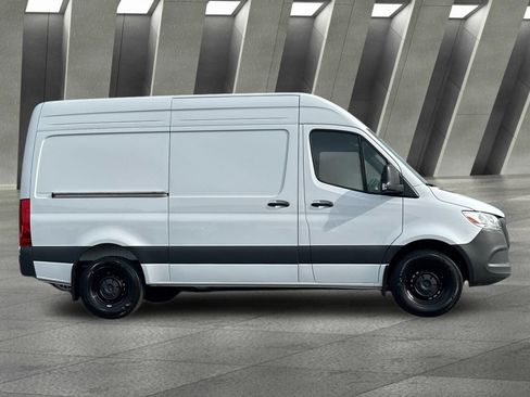Used 2026 Mercedes-Benz Sprinter 2500 image 3