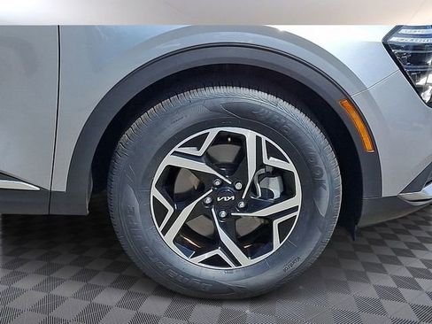 Certified 2025 Kia Sportage LX FWD image 10
