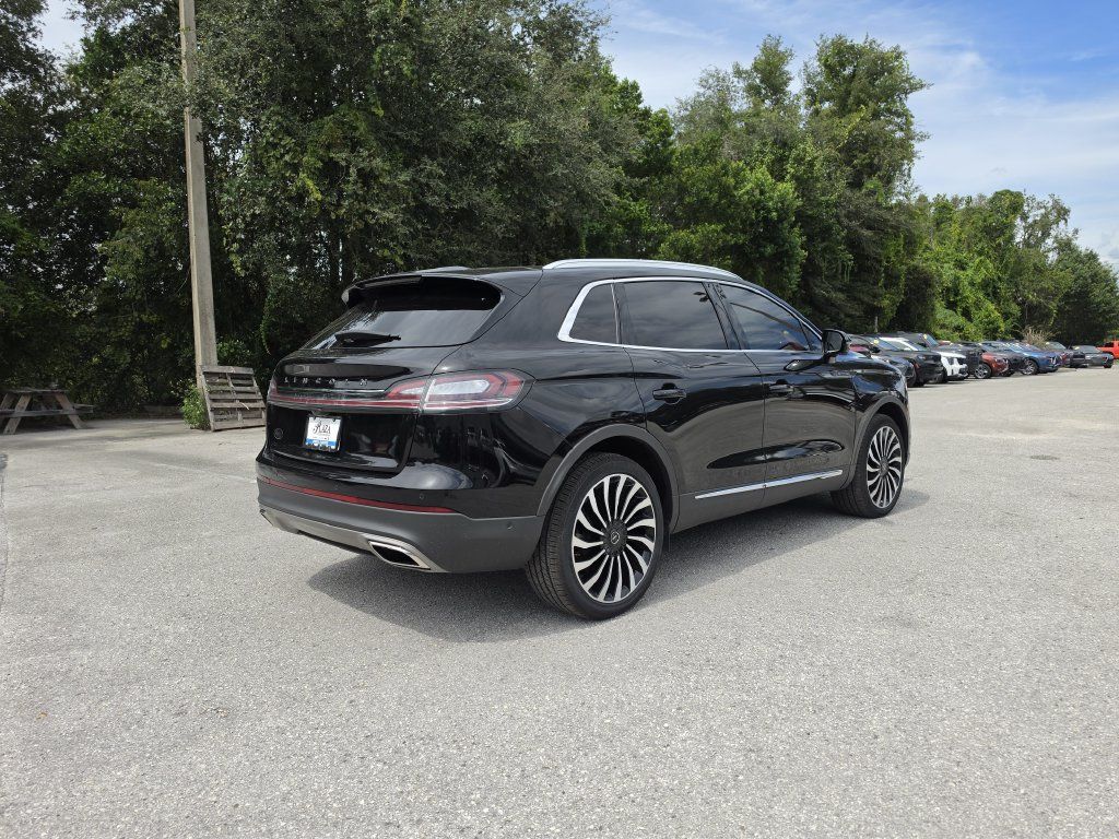 Used 2023 Lincoln Nautilus Black Label AWD/4WD image 3