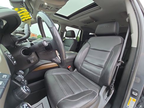 Used 2020 GMC Yukon Denali w/ Open Road Package AWD/4WD image 11