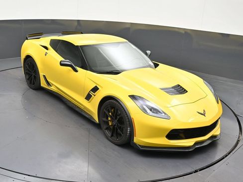 Used 2017 Chevrolet Corvette Grand Sport RWD image 23