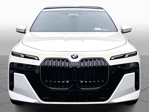 Used 2025 BMW 760i xDrive 760i xDrive w/ Executive Package image 6