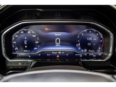 Used 2024 Chevrolet Silverado 3500 LTZ image 32