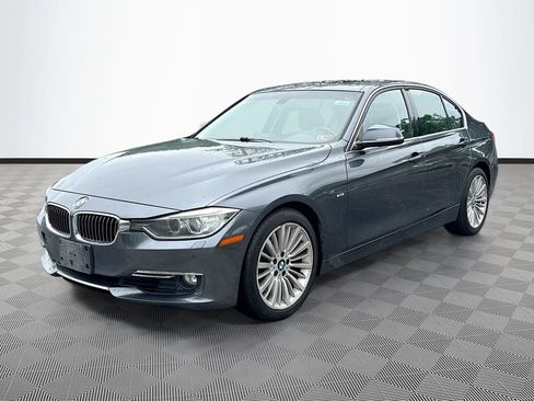 Used 2013 BMW 328i Sedan RWD image 3