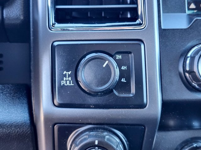 Used 2019 Ford F150 XLT w/ Equipment Group 302A Luxury AWD/4WD image 24