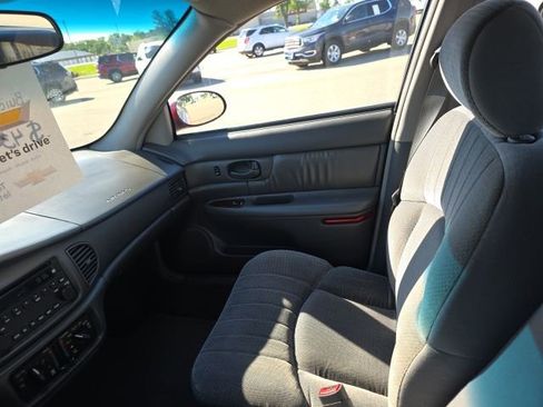 Used 2005 Buick Century Custom FWD image 19