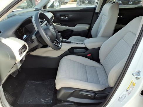 New 2026 Honda HR-V LX image 7