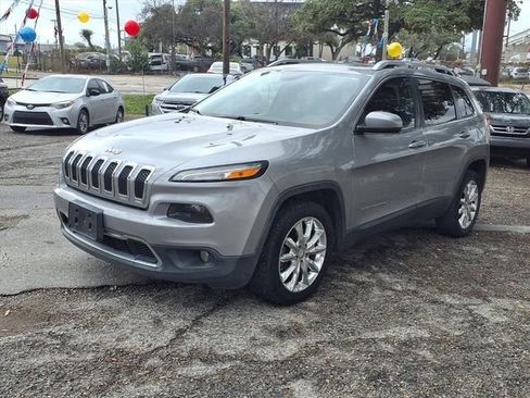 Used 2015 Jeep Cherokee Limited FWD image 3