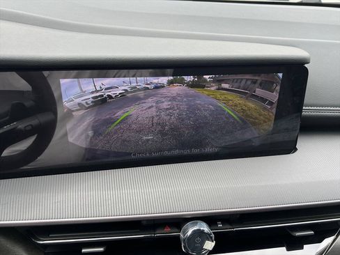 Used 2025 Nissan Murano SV FWD image 13