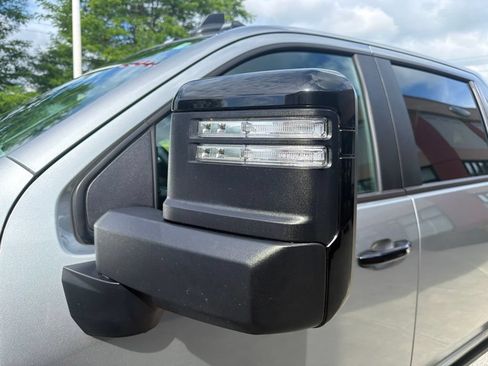 Used 2024 Chevrolet Silverado 2500 ZR2 w/ Technology Package AWD/4WD image 20