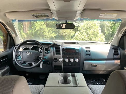 Used 2013 Toyota Tundra 2WD CrewMax w/ Tow Pkg image 12