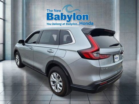 Used 2025 Honda CR-V LX image 3