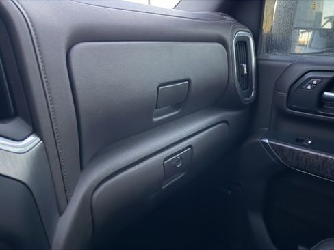 Used 2023 GMC Sierra 2500 Denali w/ Denali Ultimate Package image 20