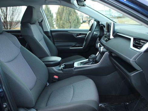 Used 2025 Toyota RAV4 XLE image 12