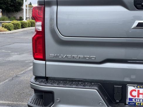 New 2026 Chevrolet Silverado 1500 High Country image 8