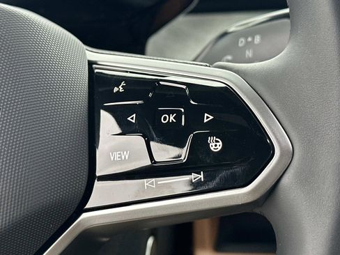 New 2025 Volkswagen ID. Buzz Pro S image 12