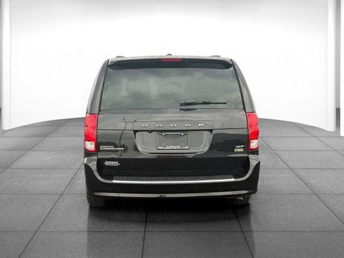 Used 2018 Dodge Grand Caravan GT FWD image 6