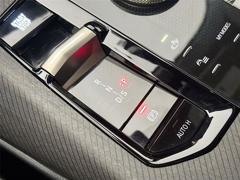 Used 2025 BMW X3 xDrive30i w/ Premium Package AWD/4WD image 33