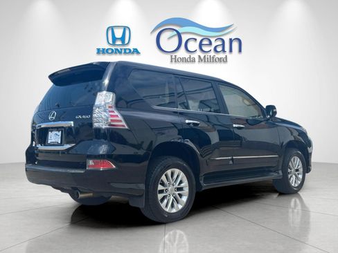 Used 2019 Lexus GX 460 Premium w/ Premium Package AWD/4WD image 3
