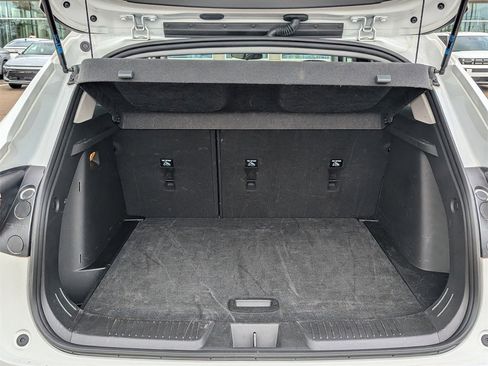 Used 2025 Chevrolet Trax LT image 25