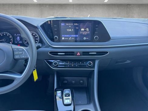 Used 2023 Hyundai Sonata SE w/ Cargo Package image 3