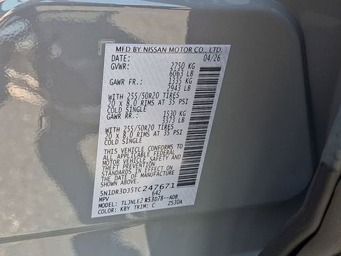 New 2026 Nissan Pathfinder Platinum w/ Cargo Package AWD/4WD image 9