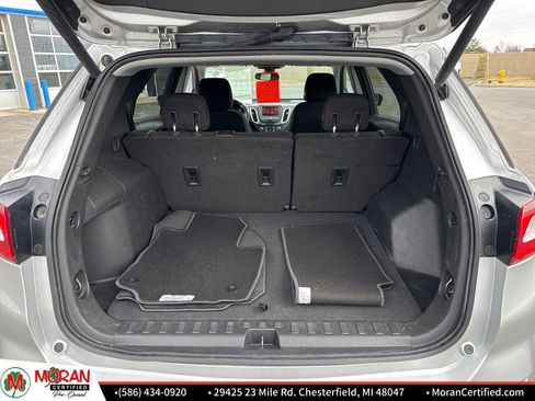 Used 2020 Chevrolet Equinox LT w/ Driver Convenience Package image 29